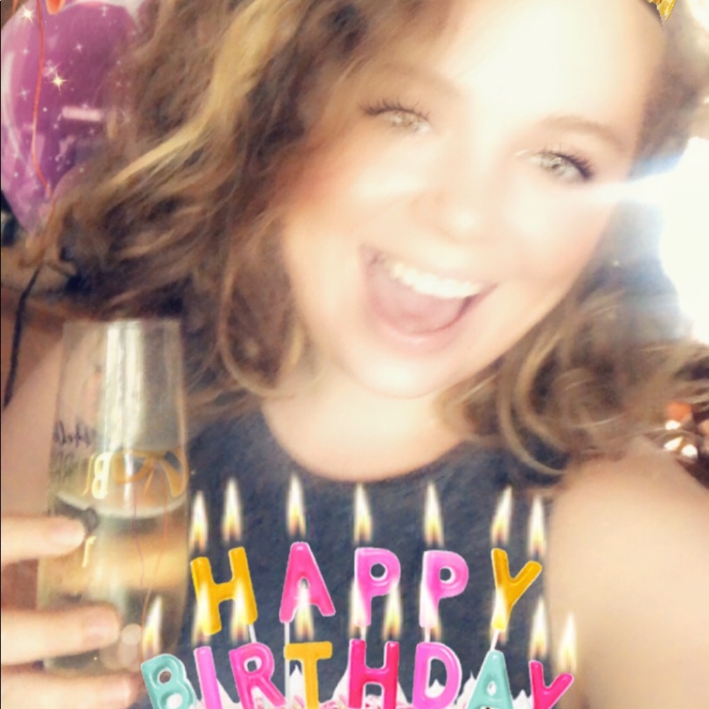 Meet your Posher, Katie